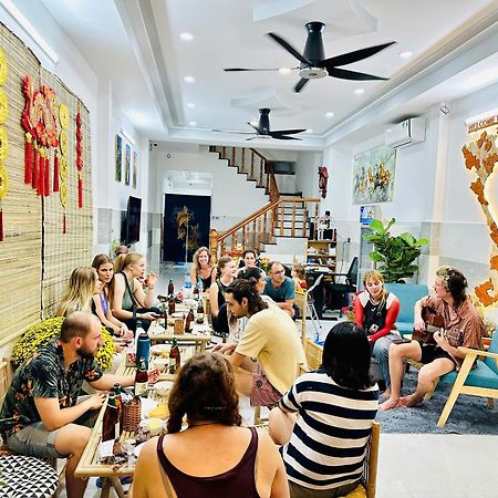 Aloha Saigon Premium Hostel By Local Travel Experts - Newly Opened, Less-Touristy Location, Spacious Rooms, Glass Shower Bathroom, Free Breakfast & Walking Tour 胡志明市 外观 照片