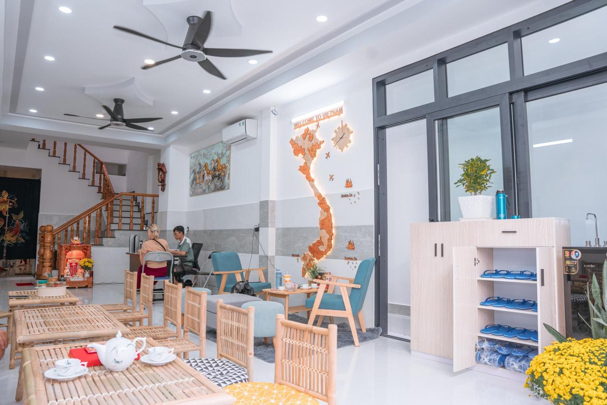 Aloha Saigon Premium Hostel By Local Travel Experts - Newly Opened, Less-Touristy Location, Spacious Rooms, Glass Shower Bathroom, Free Breakfast & Walking Tour 胡志明市 外观 照片